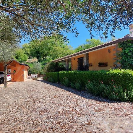 Casa Vacanza Centro Sardegna Sorgono Dış mekan fotoğraf